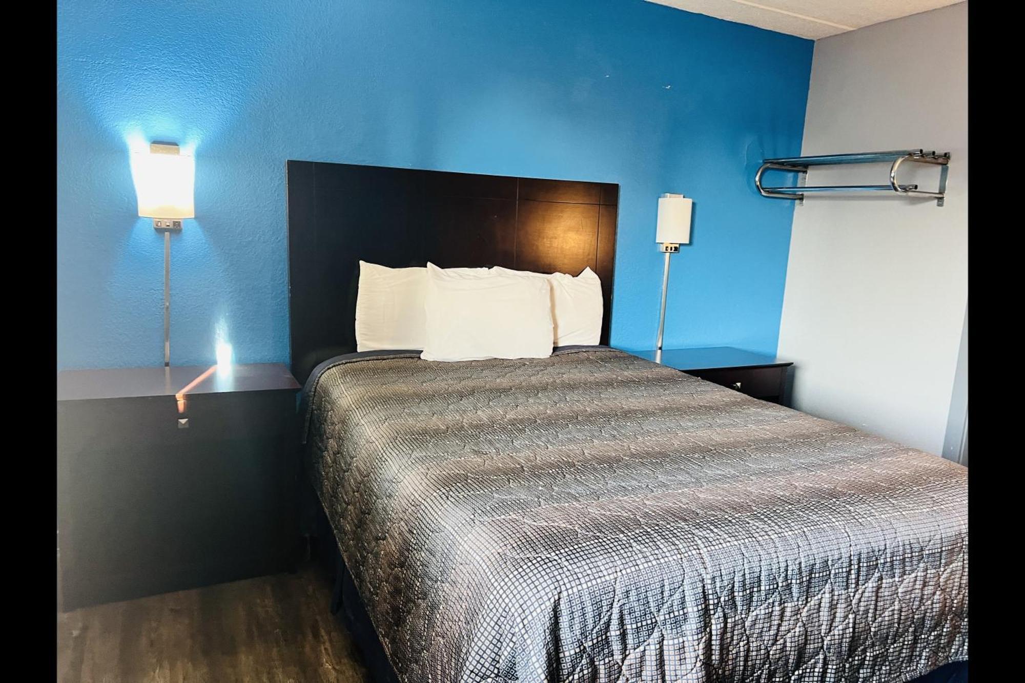 Executive Inn By Belvilla Owatonna Hwy 35 Exterior foto